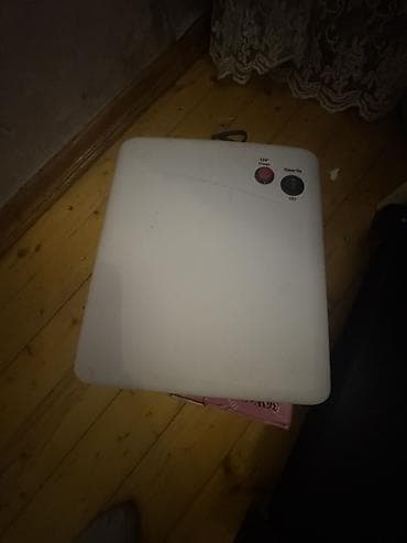 iphon 12 pro: Manikür üçün UV gel lampa. Qutunun üzərində 36 Watt güc, “UV Lamp” və — 2