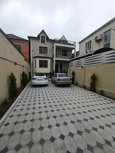 Дома: Satılır – 4 mərtəbəli fərdi yaşayış evi .Çox təcili satılır. PAKET — 2