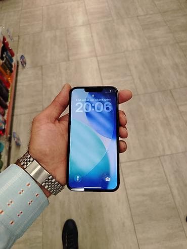 ipad 8 32: IPhone 13, Qara, Simsiz şarj — 2
