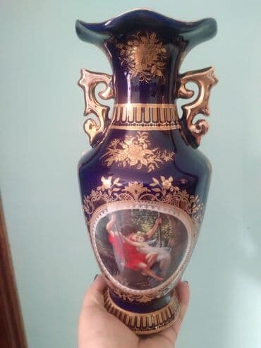 gül toxumları: Bir vaza, Keramika — 2