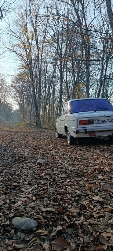 ваз 2111: VAZ 2106, ağ rəng, sedan kuzov. Klassik “Jiquli” znaki. ij təkərlər — 7