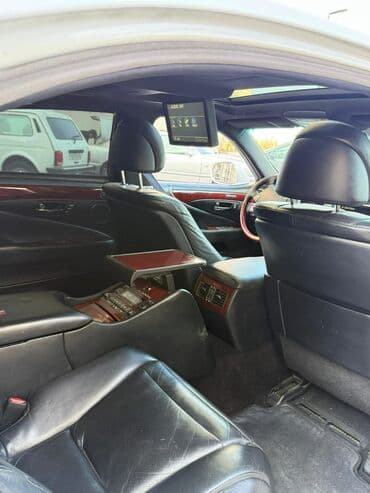 hybrid avtomobillər qiymətləri: Lexus LS: 4.6 l | 2009 il Sedan — 12