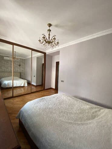 2 otaqlı mənzil vasitəçisiz: Sahil metrosunun yaxınlığında 3 mertebeli binanın 2-ci mərtəbəsində — 11