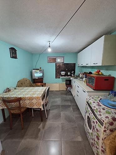 avto karavan: 4 otaqlı, 100 kv. m, Orta təmir — 3
