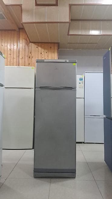 Soyuducu satılır 385 manat zemanet verilir tam iwlek veziyetde elave — 1