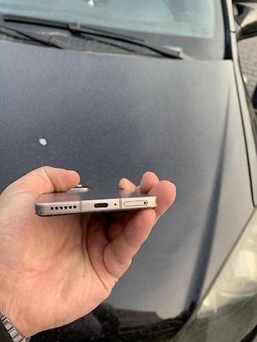 sade tel: Infinix Note 50 Pro, 256 GB, rəng - Boz, Sensor — 6