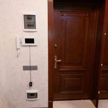 8 mikrorayon: 6-cı mikrorayon, 3 otaqlı, Yeni tikili, 100 kv. m — 14