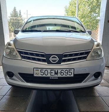Nissan Tiida hatchback, gümüşü rəng. - Kuzov: 5 qapılı hatchback — 1
