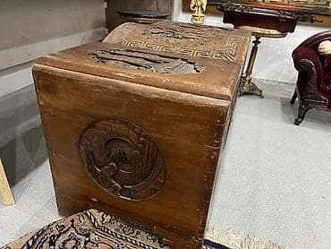 qedimi mebel: Əl oyma naxışlı taxta sandıq/konsol qutusu - Material: tam ağac (bərk — 5