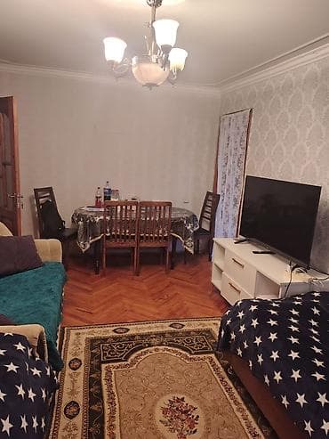 ev damaşnik: Nəriman Nərimanovda, Həsən Əliyev küçəsində 5 mərtəbəli evin 2-ci — 2