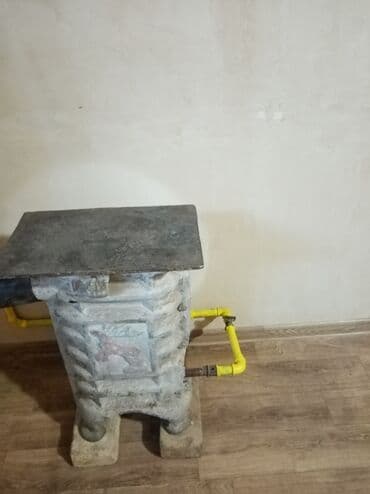 Peçi, yanacaq - Qaz