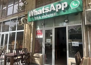 kafe icaresi: Kafeyə Ofisiant tələb olunur İş saatı: 10:00 - 22:00 Yaş: 25-40 arası — 1