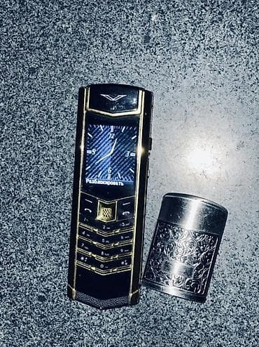 Vertu Aster, rəng - Qara, Düyməli