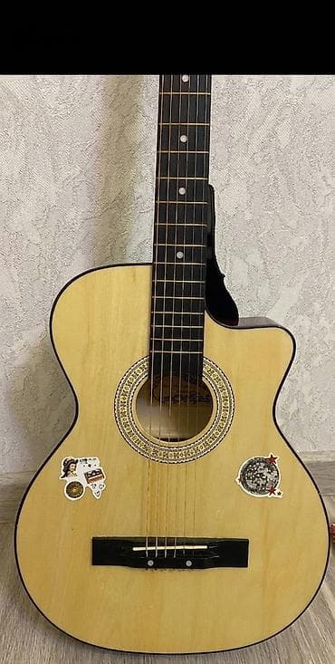 qitar: Akkustik gitara – klassik korpus, kəsikli (cutaway) dizayn. barter — 1