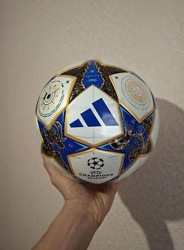 Məhsul: UEFA Champions League futbol topları (bir neçə dizayn) -