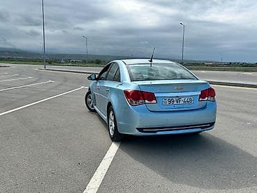 guzgu manitor: Chevrolet Cruze sedan - Kuzov: sedan, açıq mavi rəng - Nömrə — 7