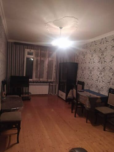 9 ci mikrorayon satilan evler: Bakı, 3 otaqlı, Köhnə tikili, 60 kv. m — 2