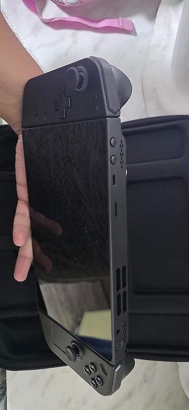 120 x 70: Lenovo Legion Go – portativ oyun konsolu Xüsusiyyətlər: - Böyük — 4