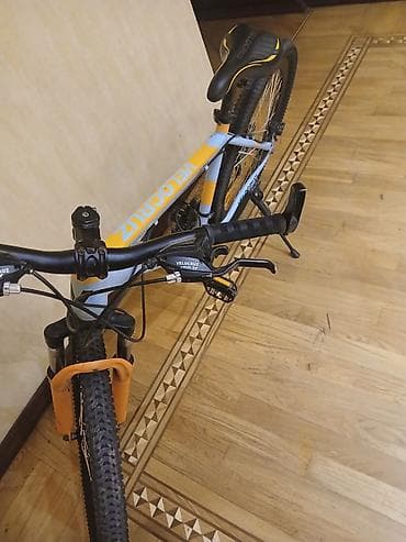 Velocruz STX dağ velosipedi - Rəng: boz/sarı-qara akssentlər - — 2