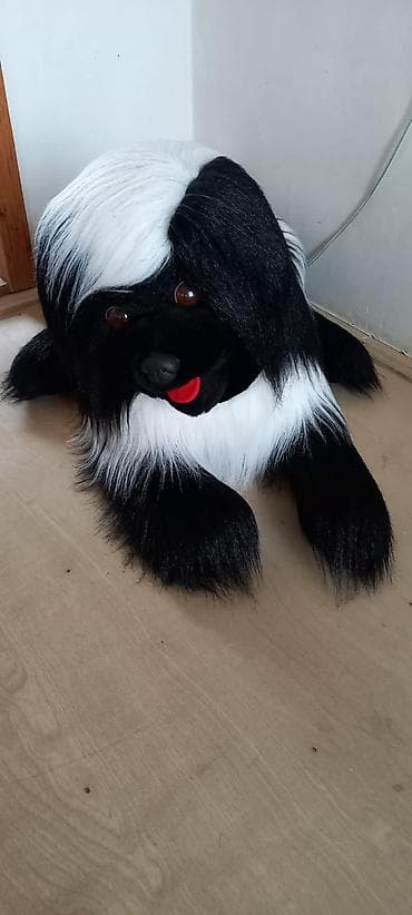 oyuncaq ayılar: Böyük ölçülü yumşaq oyuncaq – it fiquru - Model: uzanan pozada, uzun — 2