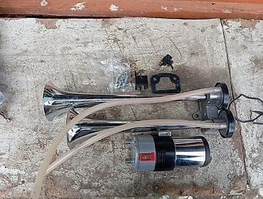 maşın dinamik: İki borulu hava siqnalı (kompressorlu) dəsti Məhsulun tərkibi: - 2 — 1