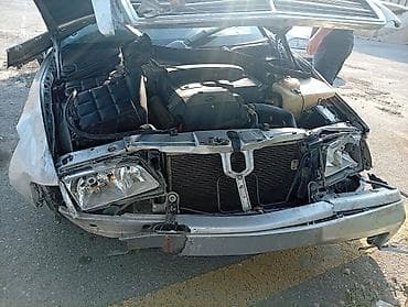 avto maşın: Mercedes-Benz C200 (W203) – ehtiyat hissələri üçün - Kuzov: sedan — 4