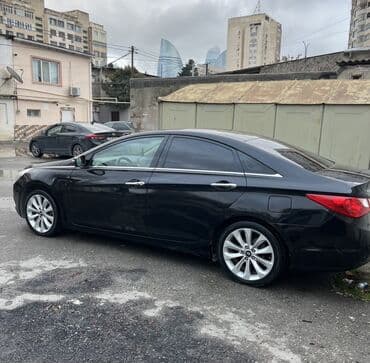 fara şüşələri: Hyundai Sonata sedan - Kuzov: sedan, qara rəng, xrom ön barmaqlıq və — 3