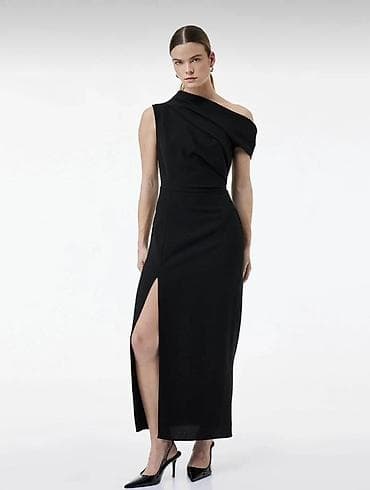 Koton 38 razmerdir. Heç geyinilməyib. Etiketi üzərindədir. 89 azn-ə