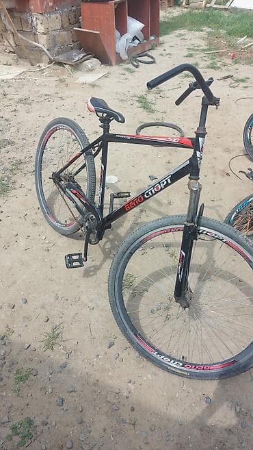 велисопед: Городской велосипед Giant, 28", скоростей: 1 — 2