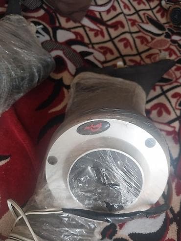 avto kalonka: Məhsul: Avtomobil üçün A sütunu akustik podları (cüt) Təsvir: - Lada — 3