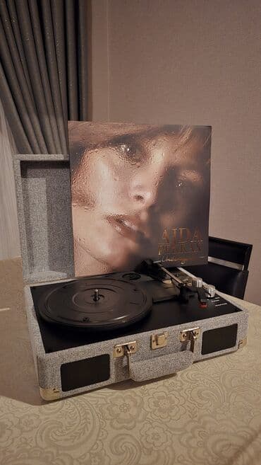 виниловый проигрыватель баку: Qrammafonlar Mehduddur!!! Çox gözəl Retro Qramafon və göz oxşuyan — 5