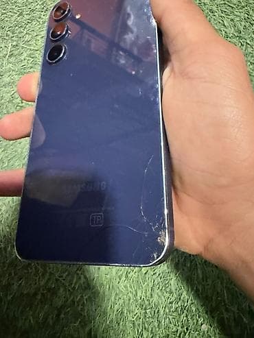 телефон fly cirrus 1: Samsun A55 256 yaddaş 8ram 120hz telefonun işləməyinə söz ola bilməz — 4