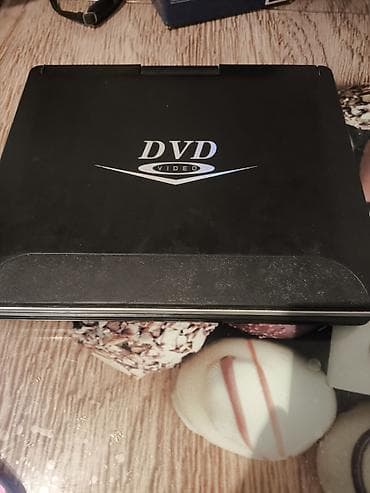 beng tv: SUBINI S-6054DT portativ DVD pleyer Xüsusiyyətlər: - 180° fırlanan — 3