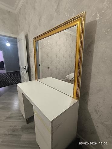 Güzgülü lalafo.az -da Güzgülü