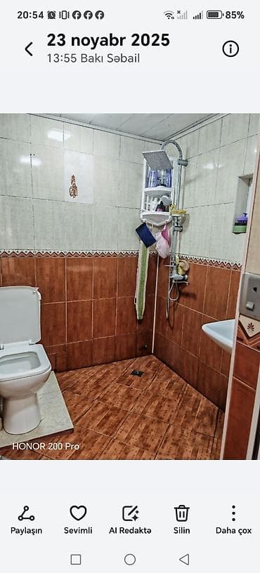 təcili satıram 3 otaqlı mənzil: Səbail rayonu Bayil da 3otaqlı həyət evi satılır. Sahəsi 110kv m — 7