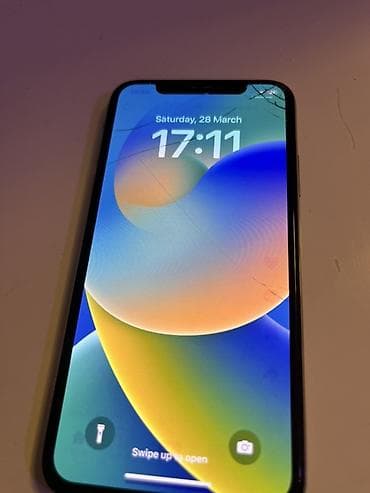 xr ikinci el: IPhone X, Gümüşü — 8