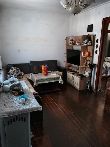 gumus qab: Sabunçu qəs. 3 otaqlı, 63 kv. m, Orta təmir — 10