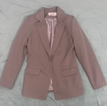 üçlü qadın kostyumları: Boz rəngdə qadın kostyumu, rəsmi görüşlərdə və ya ziyafətlərdə — 6