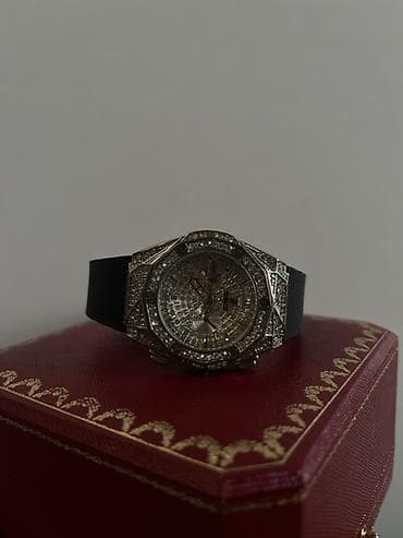 bulgari: Dəstə daxildir: Boyunbağı — 3