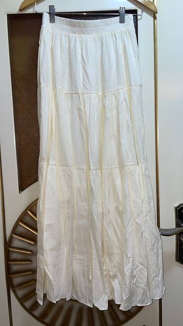 Юбка на резинке Ни разу не надела Размеры xs-s-m На рост до 160 см