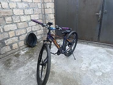 matorlu velosebet: Velone dağ velosipedi - Güclü alüminium tipli gövdə, ikirəng boyama — 8
