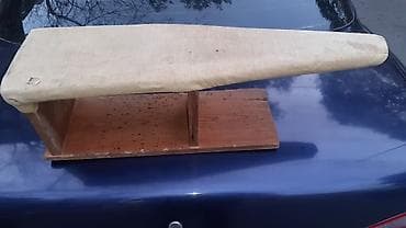 interaktiv lovhə: Taxta ütü masası – dar uclu, parça ilə örtülü - Məhsul növü: əl — 1