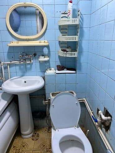 lənkəranda ev: Ev inshaatchilardan eve 5 deq mesafede yerlesir" 1nəfər oglan otaq — 4