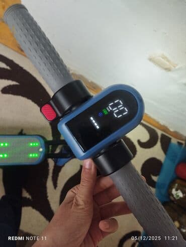 Электросамокаты: Uşaq elektrik skuteri Xüsusiyyətlər: - Rəng: mavi-qara, gövdə və — 2
