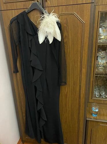 sade qara don modelleri: Ziyafət donu, Maksi, 2XL (EU 44) — 1