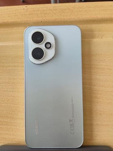 işlənmiş samovar: Honor 400, 256 GB, rəng - Gümüşü — 1