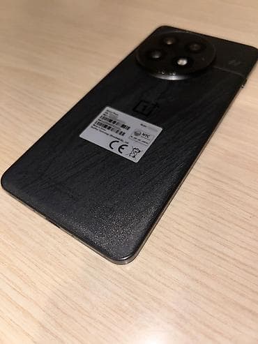 telfon tutacagi: OnePlus 13, 512 GB, rəng - Qara, Barmaq izi, Simsiz şarj, İki sim kartlı — 4