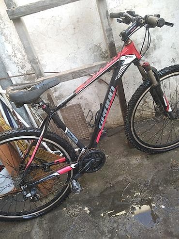 Şəhər velosipedləri: Grand MTB velosiped - Brend/model: GRAND (üzərində “GRAND” və “500” — 8