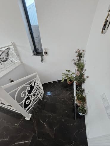 berde ev: 200 kv. m, 3 otaqlı, Kombi, Qaz, İşıq — 8