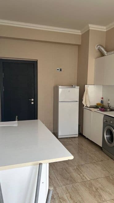 kirayə ev razində: Aile olsa qiymetde endirim ola biler. Bakı şəhərində, “Melissa Park” — 30